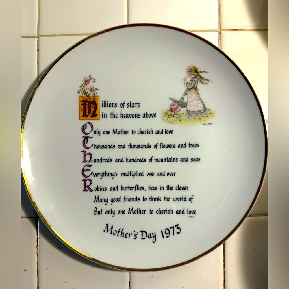 1973-1976 Vintage Holly Hobbie Mother’s Day Commemorative Edition Plate(s).